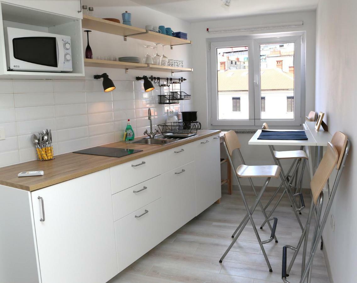 Sweet Suite With Free Private Parking PUY Exterior foto