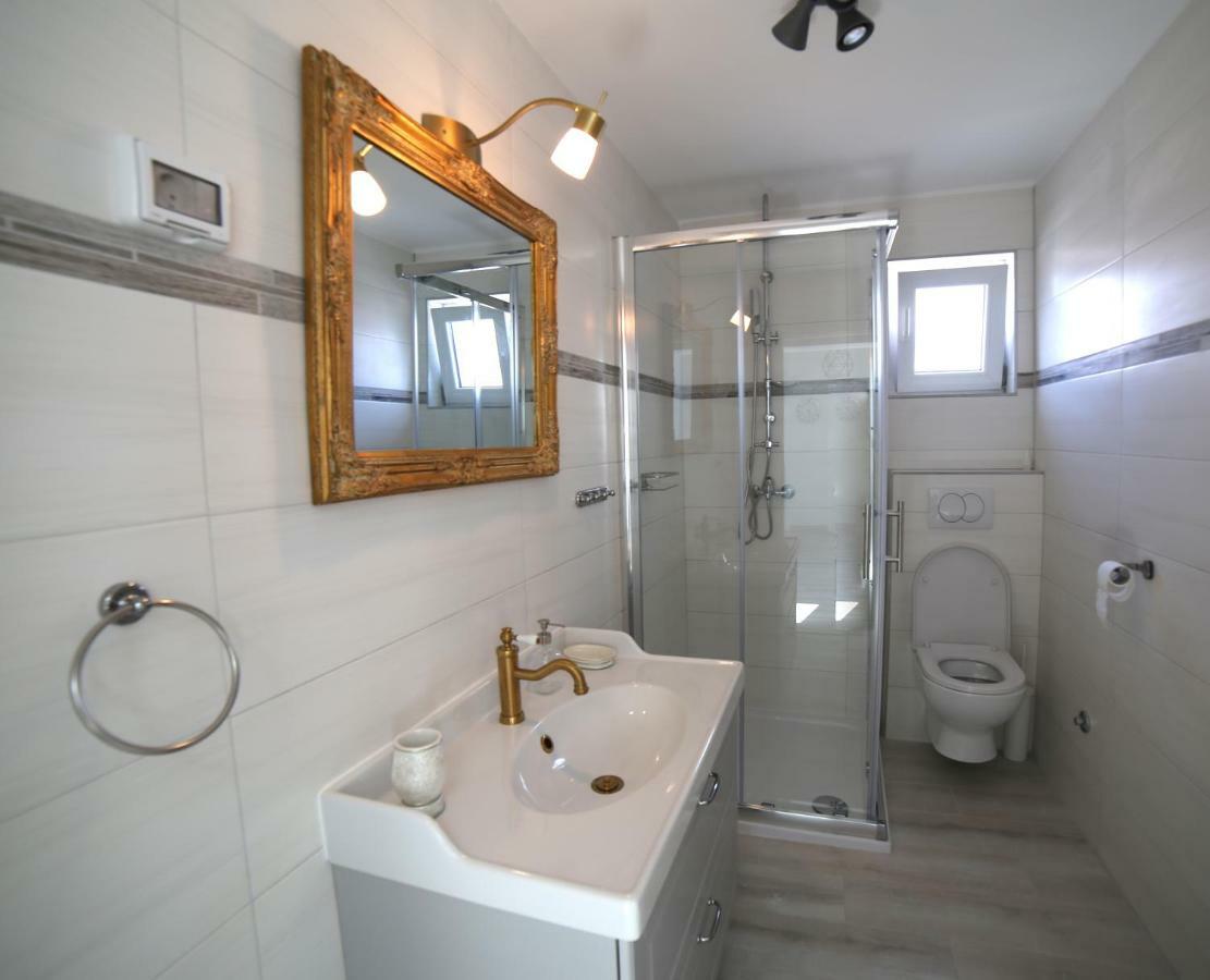 Sweet Suite With Free Private Parking PUY Exterior foto