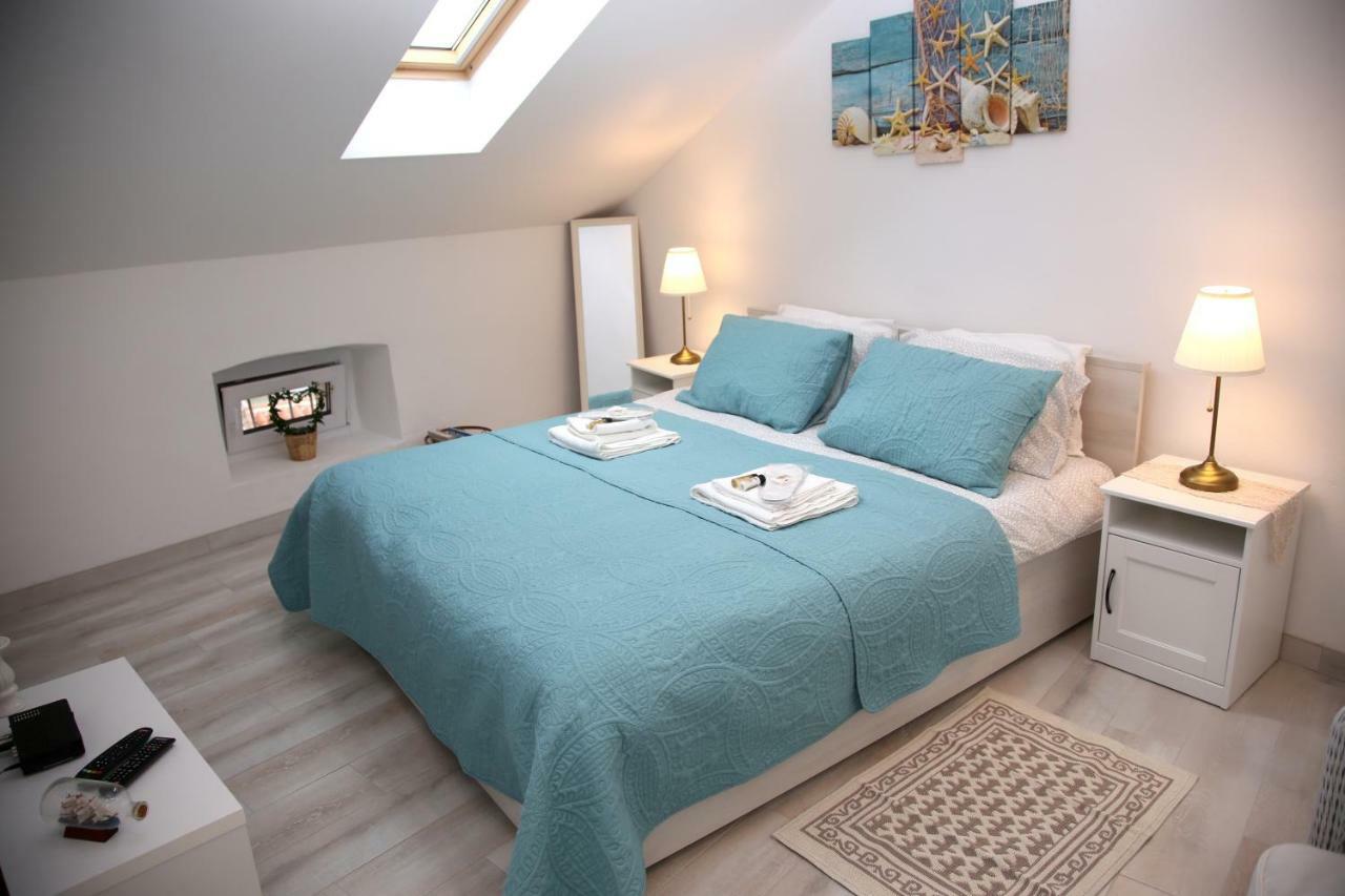 Sweet Suite With Free Private Parking PUY Exterior foto